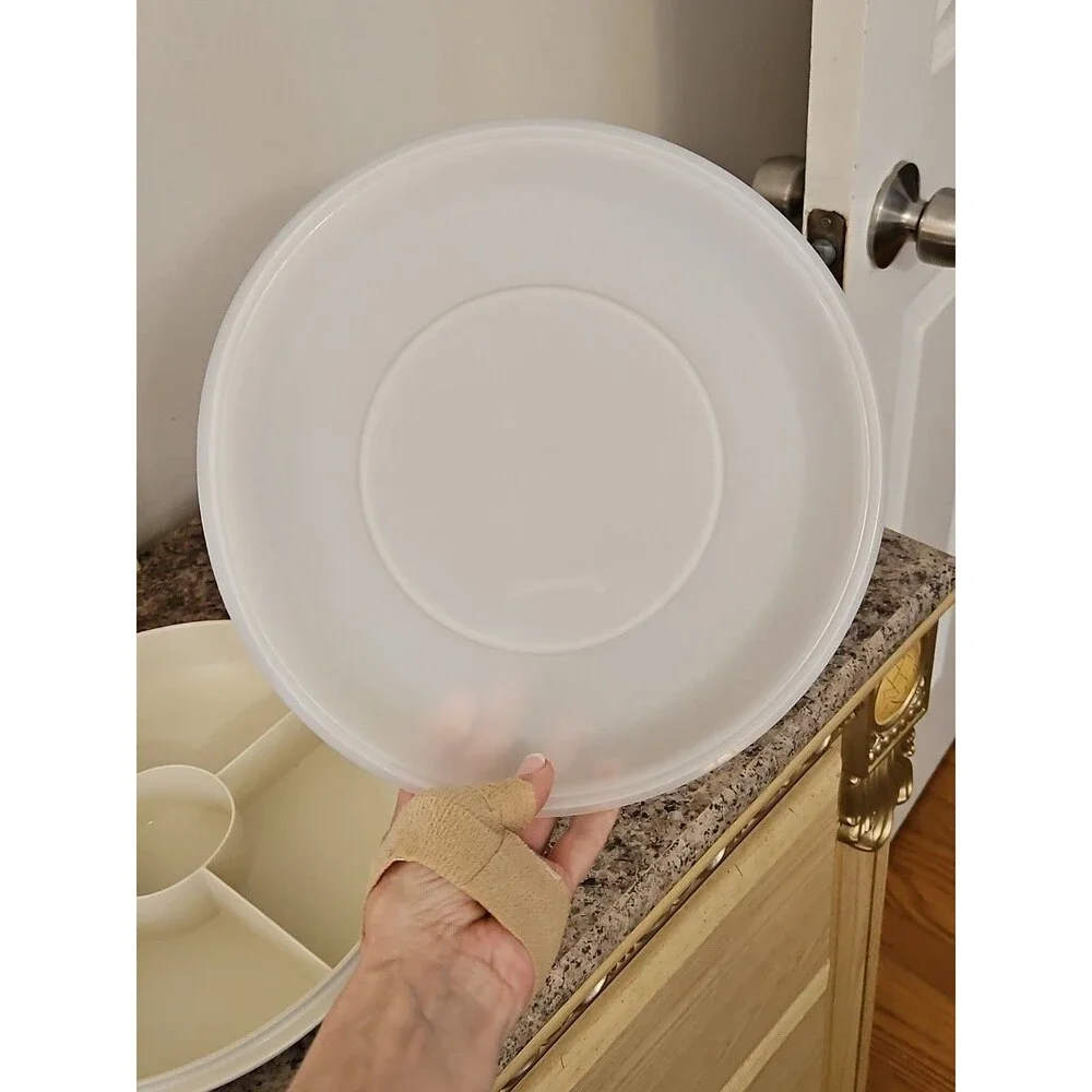 Tupperware very good